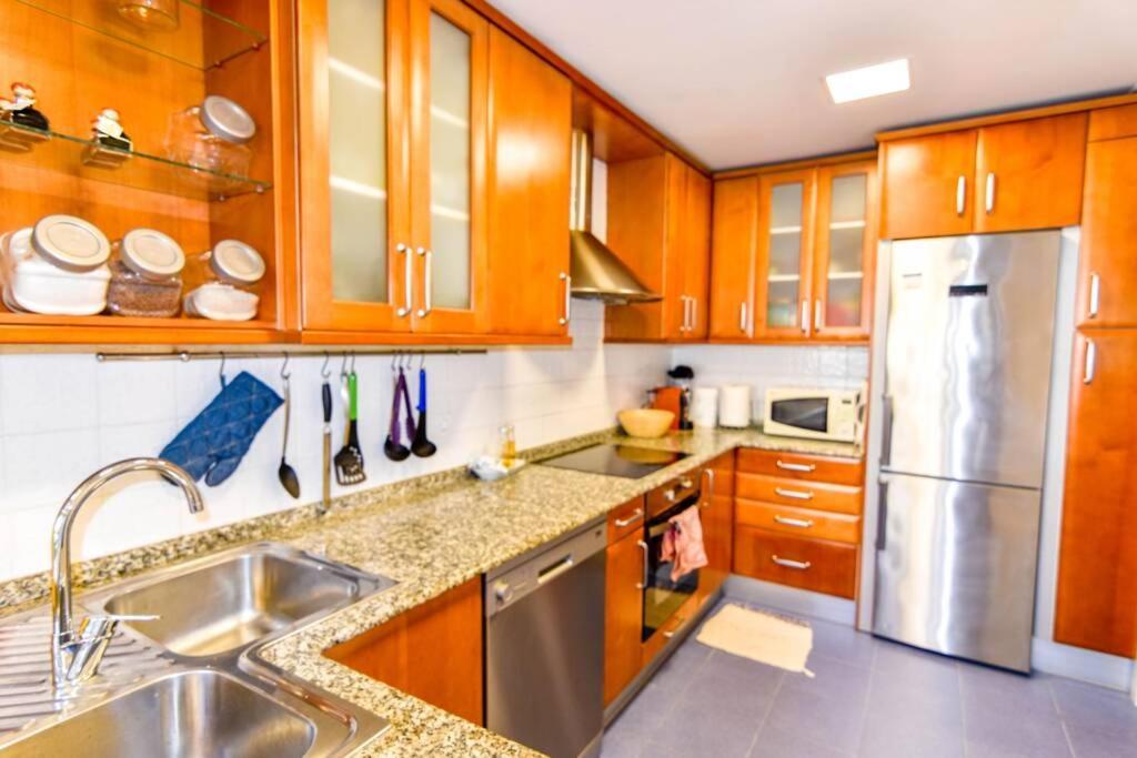 Comodo Apartamento En Puertochico, Cerca De Todo. Santander Esterno foto